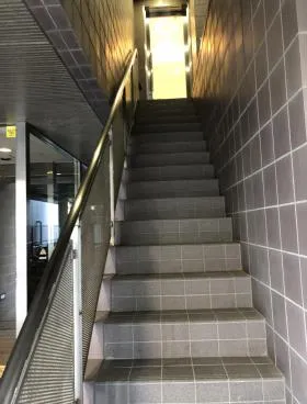 エスタシオン西新宿ビルの外観