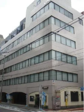 NPCビルの外観