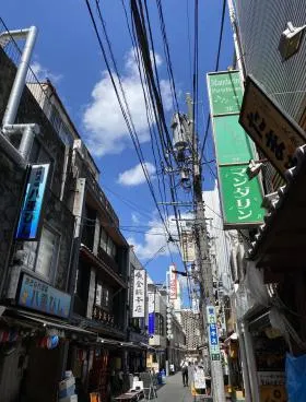 江夏ビルの外観