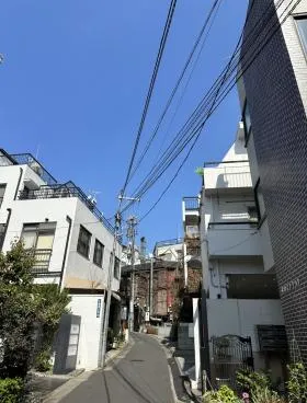 エリンデール神宮前ビルの外観