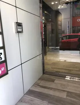 アキバあそび館ビルの外観