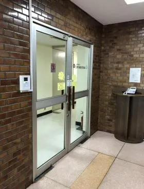 掖済会ビルの外観