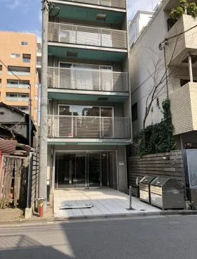 コムロンド代々木公園フラッツビルの外観