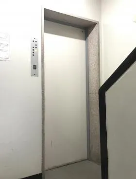 橋場ビルの外観