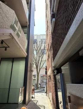 煉瓦塔ビルの外観