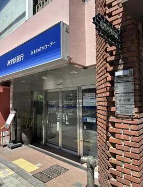 煉瓦塔ビルの外観