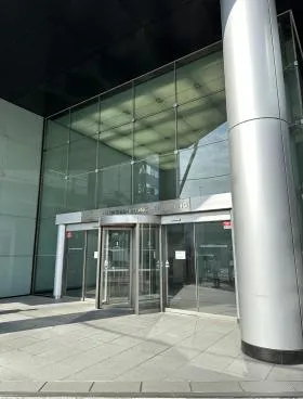 METLIFE日本橋本町ビルの外観
