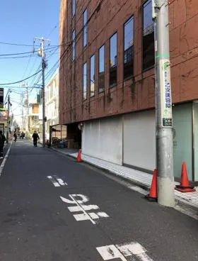 青山花茂ビルの外観