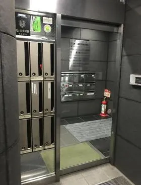 池伝ビルの外観