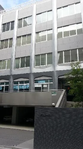 理工図書ビルの外観