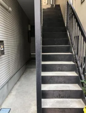 中野ハイツビルの外観