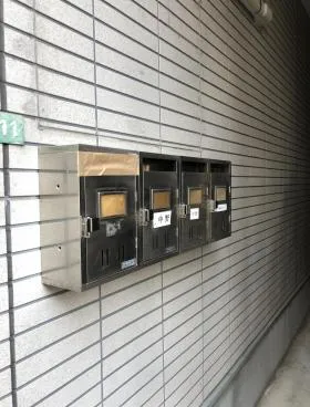 中野ハイツビルの外観