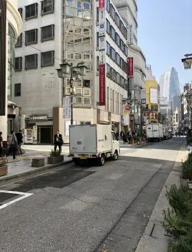 新宿丸江ビルの外観