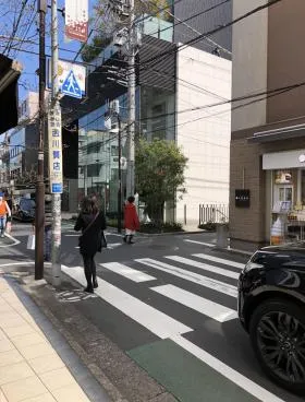 神宮前AKビルの外観