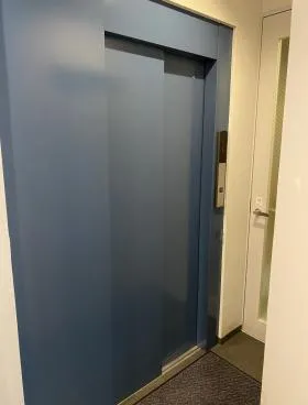 松戸ビルの外観