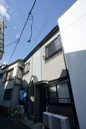 ロイヤル代々木ビルの外観