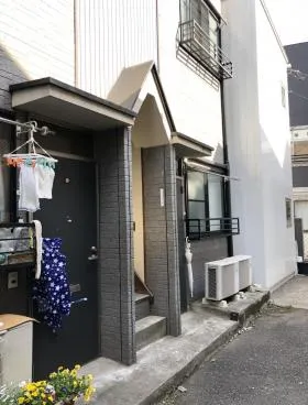 ロイヤル代々木ビルの外観
