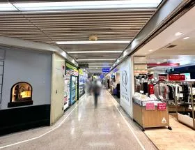 ニュー新橋ビルの外観