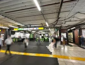 JR新橋駅