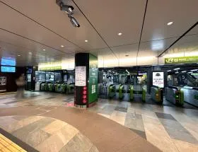 JR新橋駅