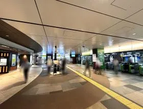 JR新橋駅