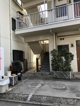 鈴木フラットビルの外観