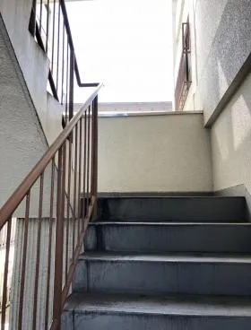 鈴木フラットビルの外観
