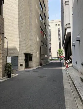 西遊ビルの外観