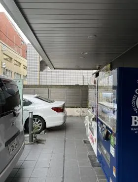 アビスタ市ヶ谷ビルの外観