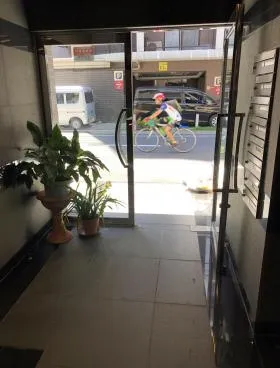 LOGビルの外観