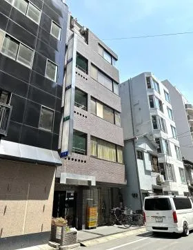 LOGビルの外観