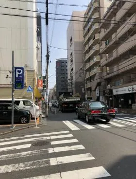 クリスタルビルの外観