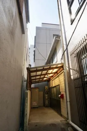 奥川倉庫ビルの外観