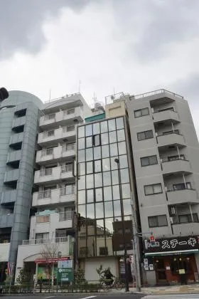 三高第二ビルの外観