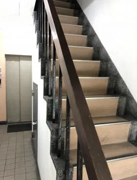 三高第二ビルの外観