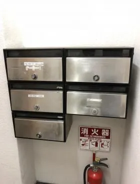 三高第二ビルの外観