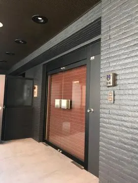 アズ南青山ビルティング(旧シャンテ二葉)の外観