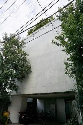 pietビルの外観