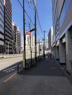 ストークMIZUーQビルの外観