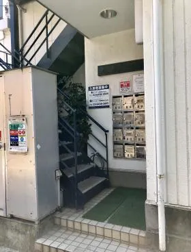 アサヒヒルズビルの外観