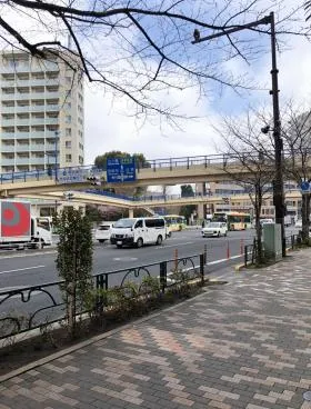 第2広尾フラワーハイホームC棟ビルの外観