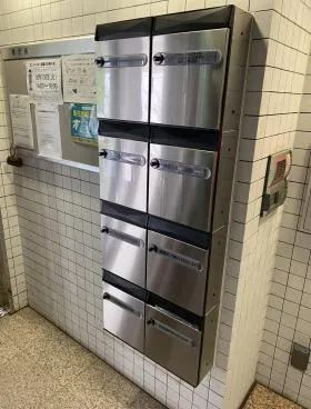 光ビルの外観