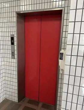 パールビルの外観