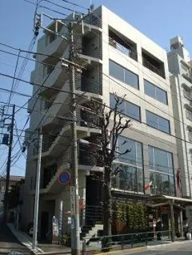 幸來路(シンライルー)ビルの外観