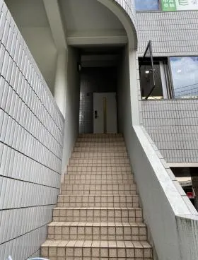 MTビルの外観