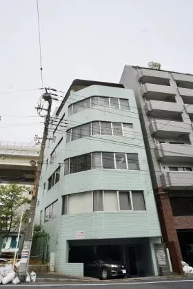 はたち商事ビルの外観