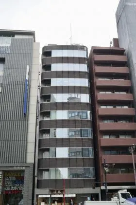 東京ビルの外観