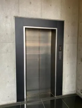 K.W.ビルの外観