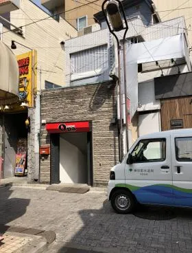上野広小路泰和ビルの外観