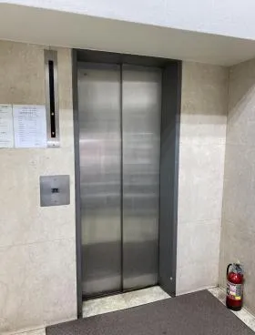 大村ビルの外観